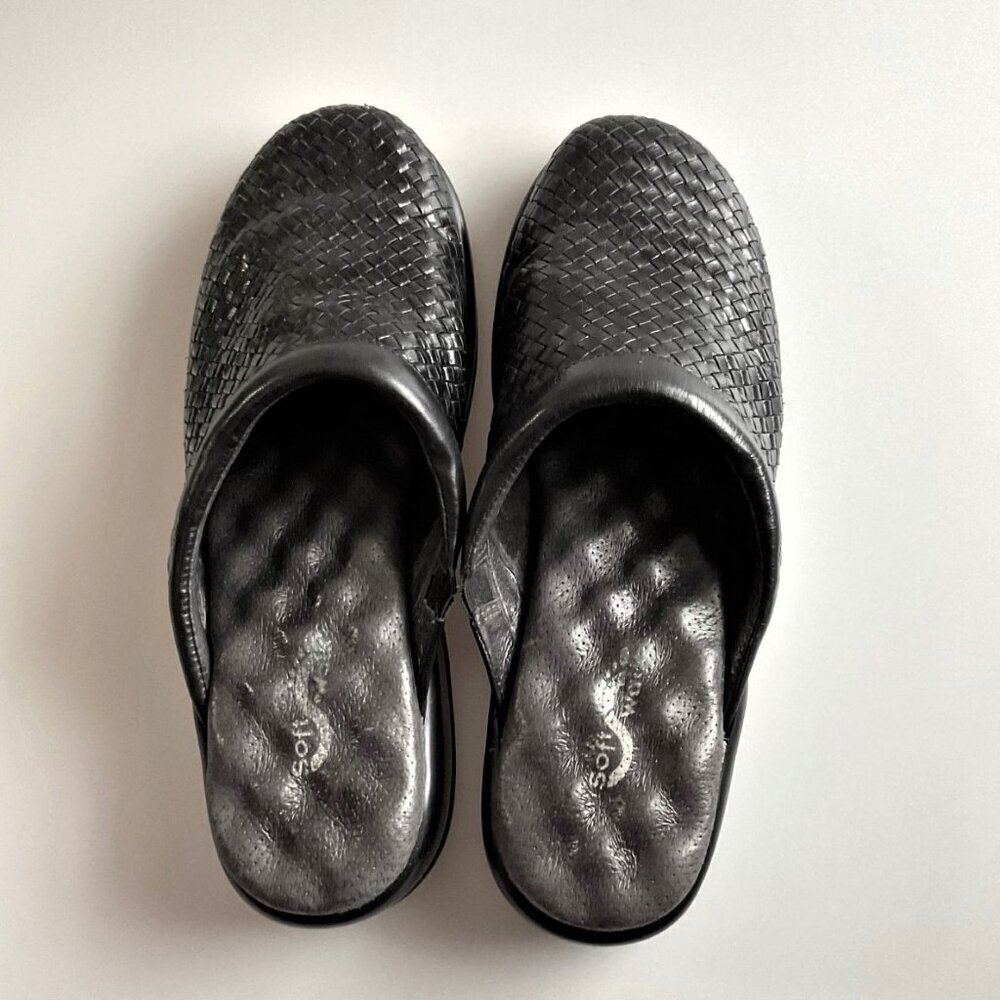 SoftWalk Twirl Woven Leather Mules Clogs Size 10